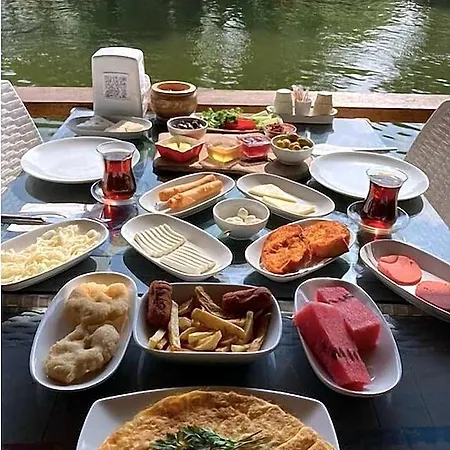 Hotell Kapim 3*